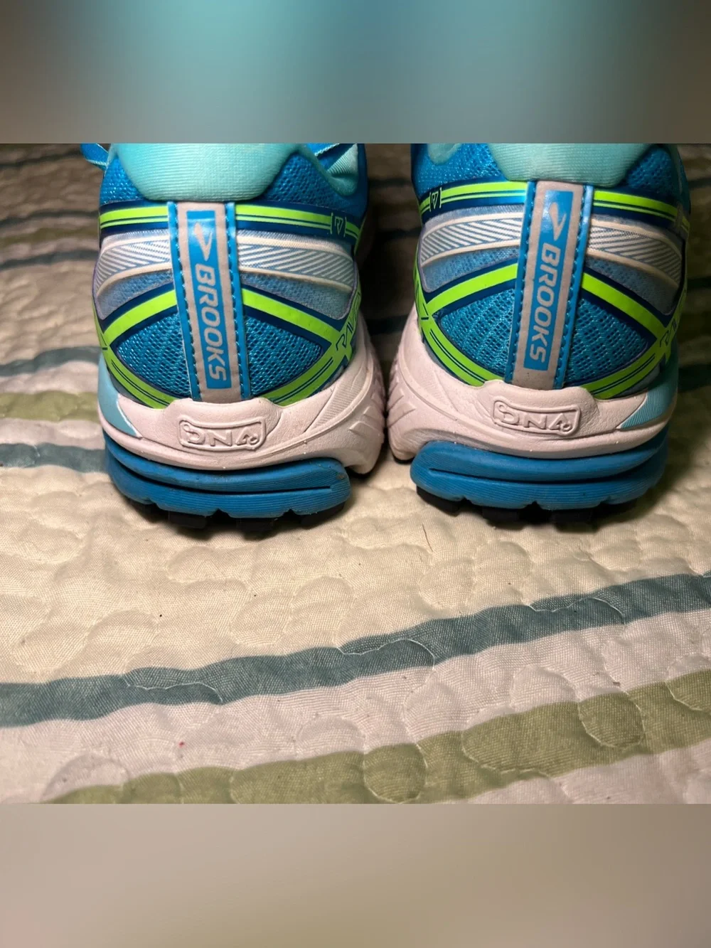 Brooks athletic running